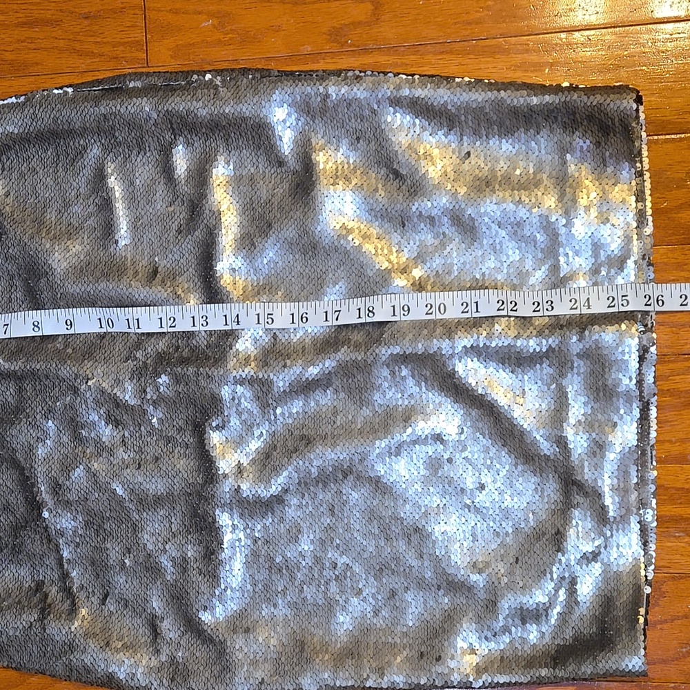 Banana Republic Metallic Sequin Pencil Skirt Size 2 NWT $158 MSRP - Picture 4 of 9